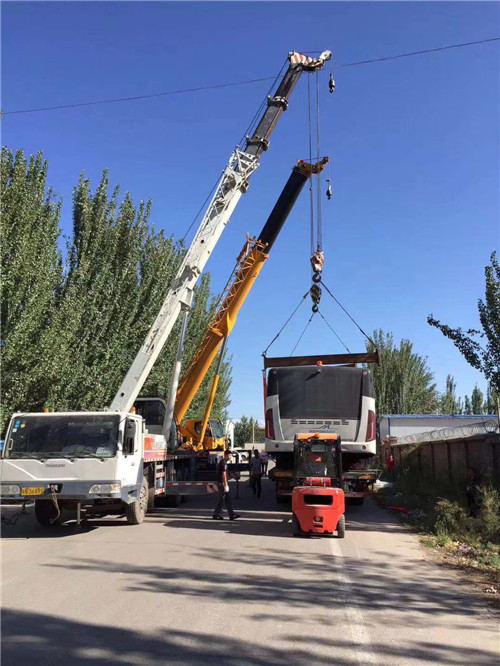 大足区港口集装箱搬运案例